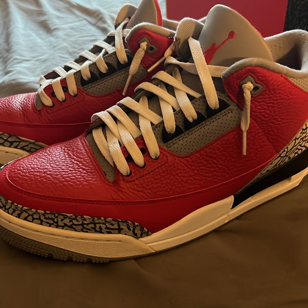 The Air Jordan3RetroSE”Unite"(CK5692-600)released on February 15, 2020